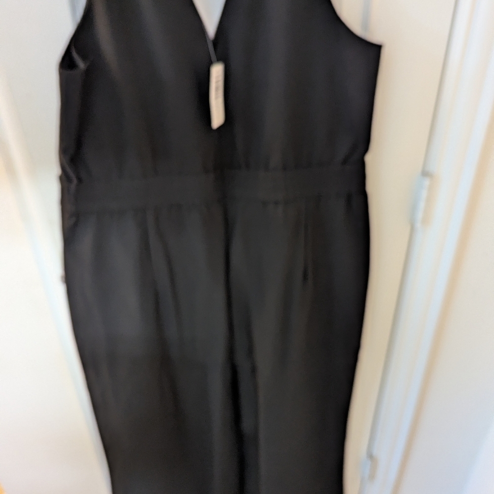 JumpSuit - Picture 3 of 6